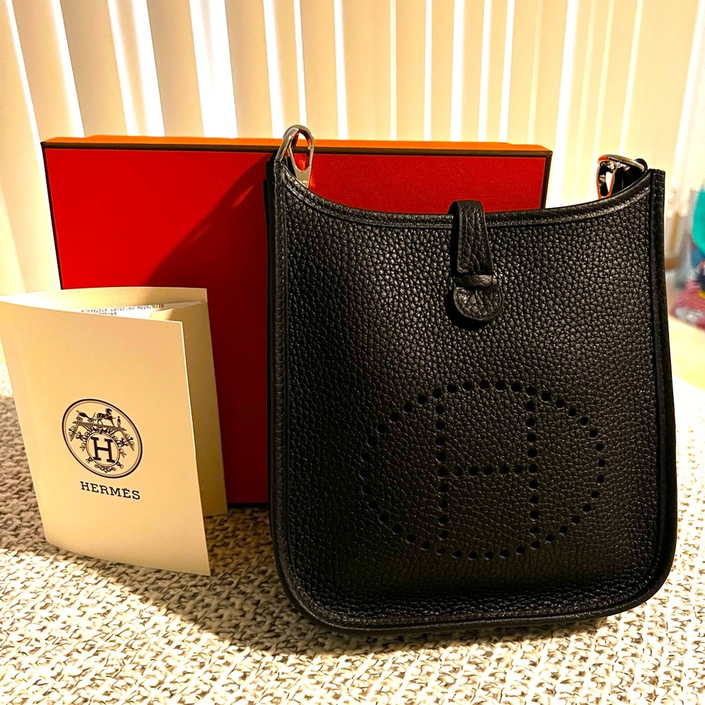 SOLD! Authentic HERMES Evelyne TPM Small crossbody PRISTINE EXCELLENT CONDITION